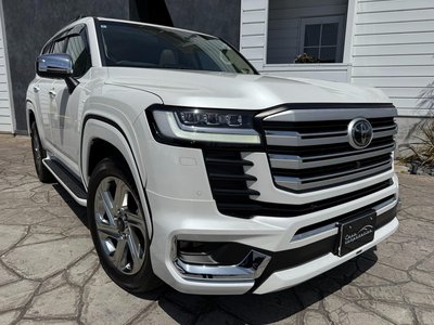 TOYOTA LAND CRUISER 300 - 9