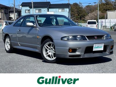 NISSAN SKYLINE GT-R - 1