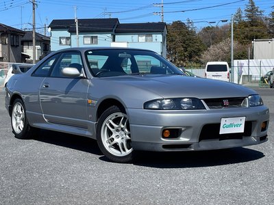 NISSAN SKYLINE GT-R - 6