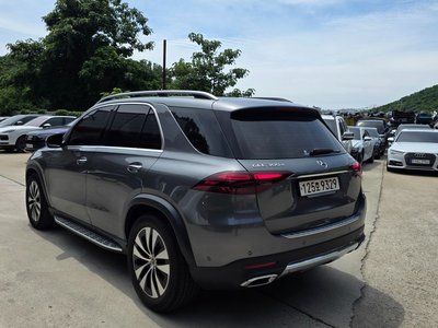 صورة 2 لـ 2024 Mercedes-BENZ GLE