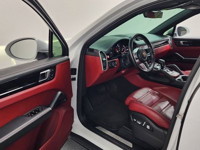 PORSCHE CAYENNE - 10