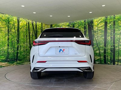 صورة مصغرة 15 لـ 2023 Lexus NX