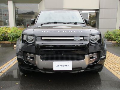 LAND ROVER DEFENDER - 6