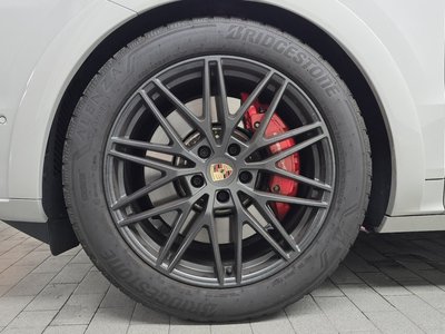 2025 Porsche CAYENNE 照片 6