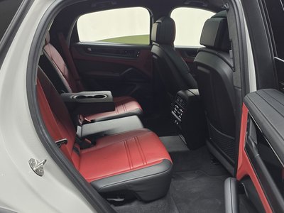 2025 Porsche CAYENNE 缩略图 17