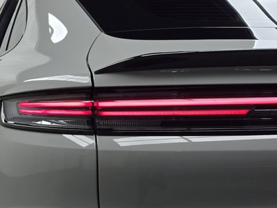 2025 Porsche CAYENNE 照片 10