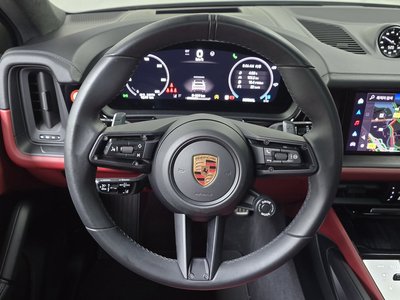 2025 Porsche CAYENNE 缩略图 18