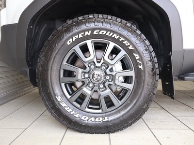 TOYOTA LAND CRUISER 250 - 8