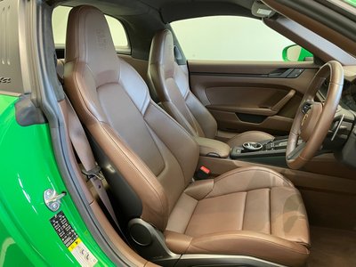صورة مصغرة 18 لـ 2023 Porsche 911