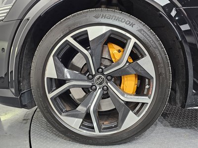 2023 AUDI E-TRON photo 6