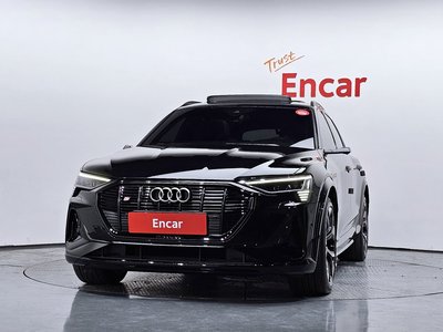 2023 AUDI E-TRON photo 2