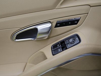 صورة مصغرة 45 لـ 2014 Porsche 911