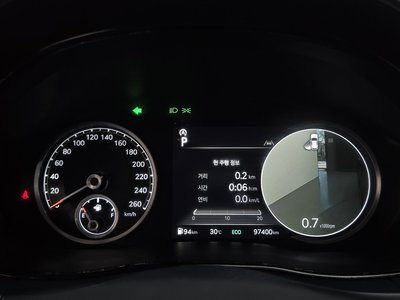 2022 Genesis GV70 photo 8