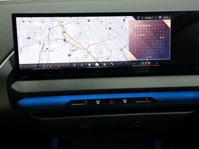 2025 BMW X3 — миниатюра 16