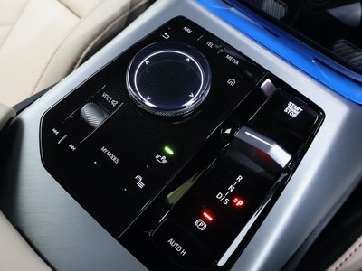 2025 BMW X3 — миниатюра 18