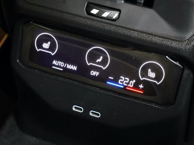 2025 BMW X3 — миниатюра 36