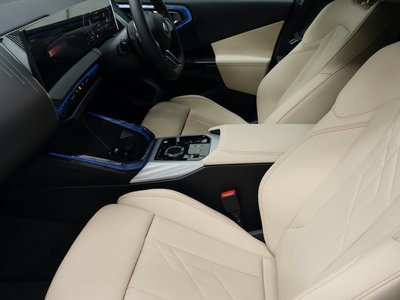 2025 BMW X3 — миниатюра 13