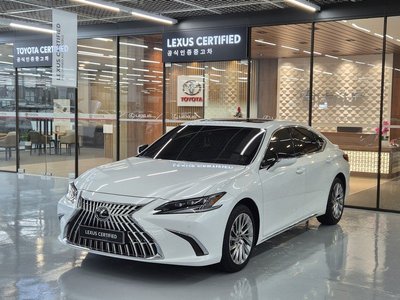 LEXUS ES - 1