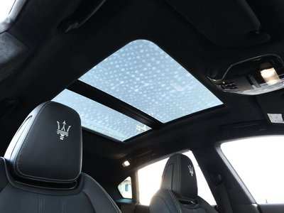 MASERATI LEVANTE - 10