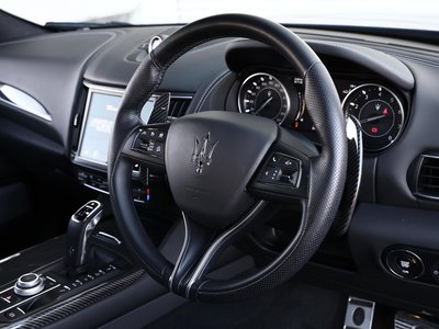 MASERATI LEVANTE - 4