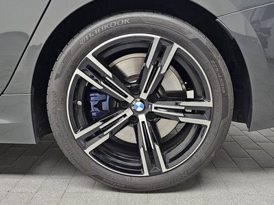 BMW 3 SERIES - 8