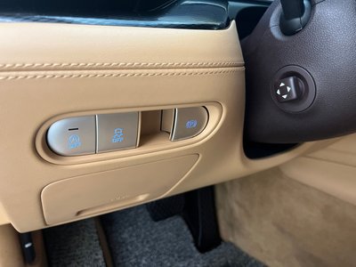 2022 Genesis G90 (RS4) 照片 10