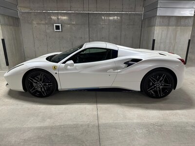 FERRARI 488 SPIDER - 2