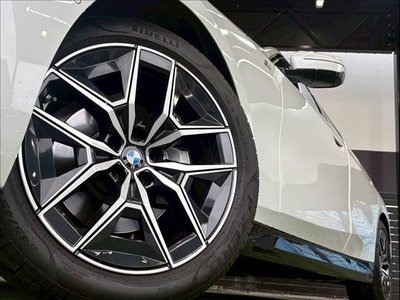 2024 BMW 5 SERIES SEDAN 缩略图 19