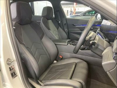2024 BMW 5 SERIES SEDAN 缩略图 11