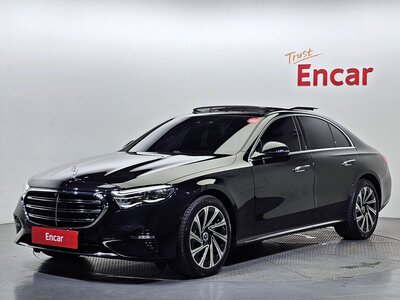 MERCEDES-BENZ E-CLASS