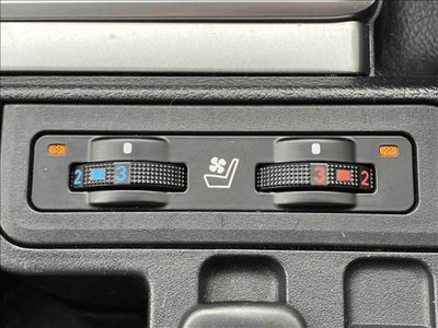 TOYOTA LAND CRUISER PRADO - 8