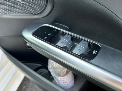 صورة مصغرة 20 لـ 2025 Mercedes-BENZ C-CLASS