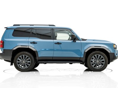 TOYOTA LAND CRUISER 250 - 8