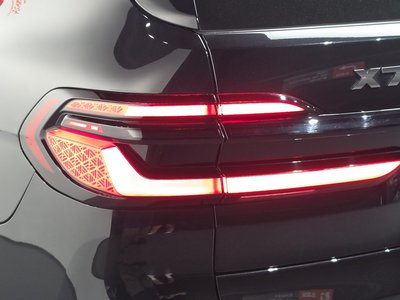 2023 BMW X7 — фото 10