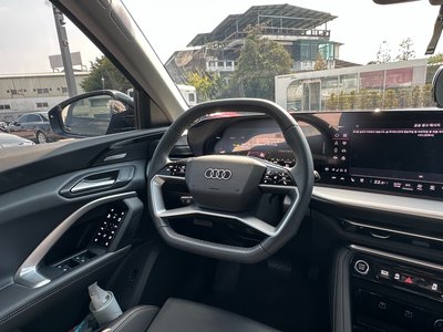2025 AUDI Q5 — миниатюра 12