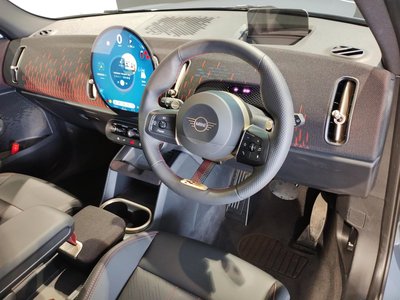 صورة مصغرة 35 لـ 2025 MINI COOPER COUNTRYMAN