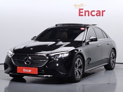 MERCEDES-BENZ E-CLASS - 1