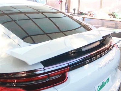 PORSCHE PANAMERA - 8