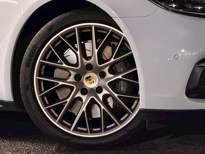 PORSCHE PANAMERA - 6