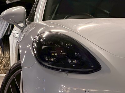 PORSCHE PANAMERA - 3