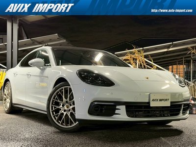 PORSCHE PANAMERA - 1