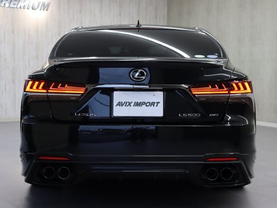 2020 Lexus LS photo 6