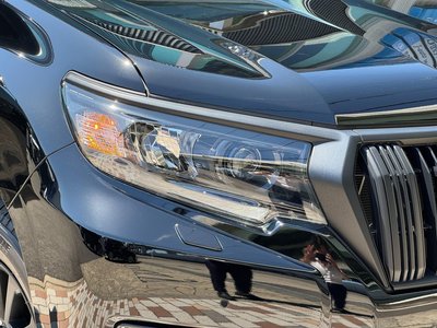 TOYOTA LAND CRUISER PRADO - 9
