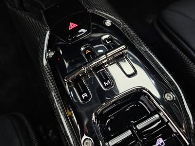 FERRARI SF90 SPIDER - 9