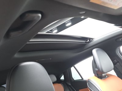 2024 Mercedes-BENZ GLC — миниатюра 24