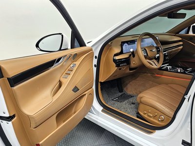 GENESIS G80 (RG3) - 10