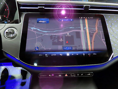 MERCEDES-BENZ E-CLASS - 10