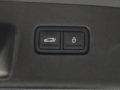 2022 Genesis GV60 thumbnail 21