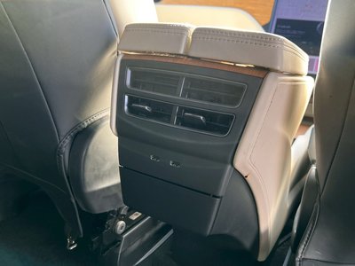 2020 Tesla MODEL X 缩略图 38