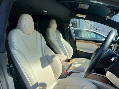 2020 Tesla MODEL X 缩略图 16